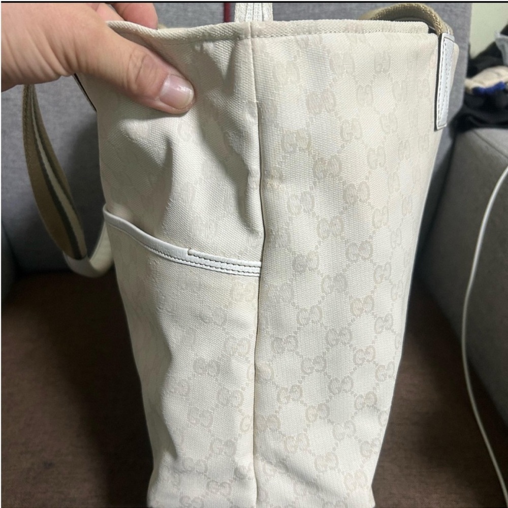 Gucci Canvas Beige and White Tote Bag - Picture 5 of 9